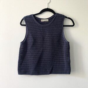 Everlane crochet knit cropped top size Small Navy